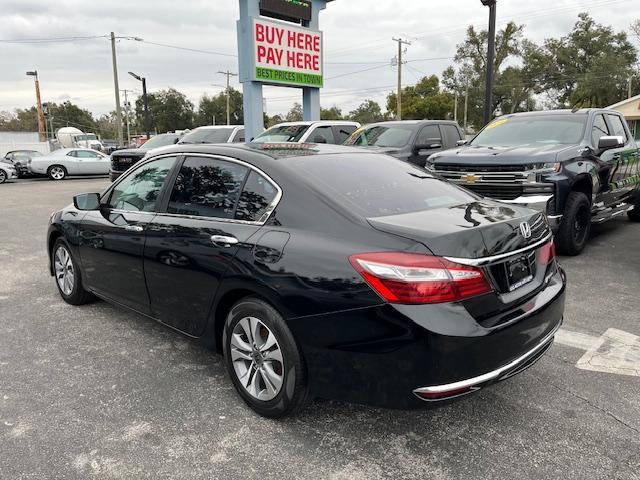 Honda Accord - Thumbnail 5