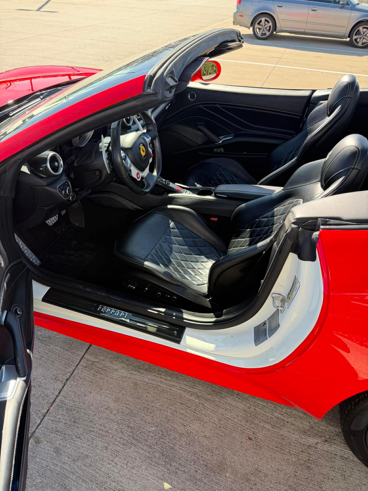 Ferrari California T - Thumbnail 7