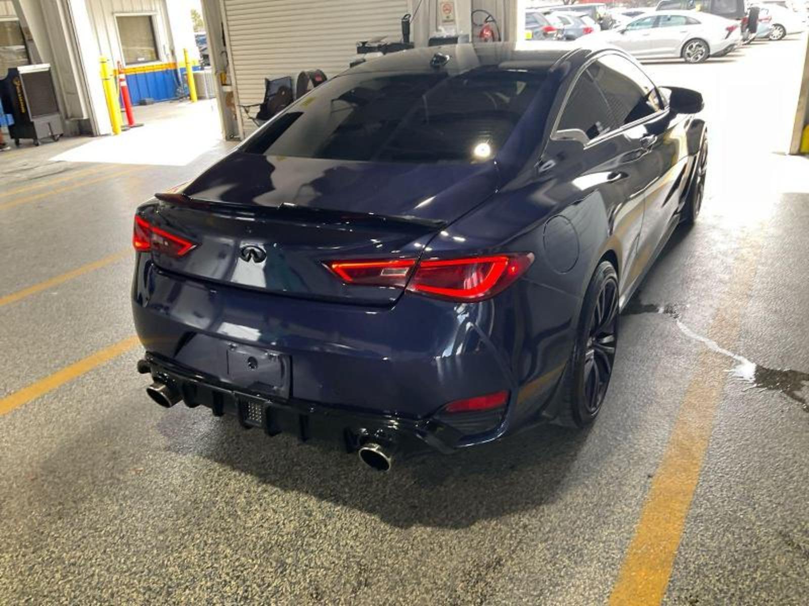 Infiniti Q60 3.0T Luxe - Thumbnail 6