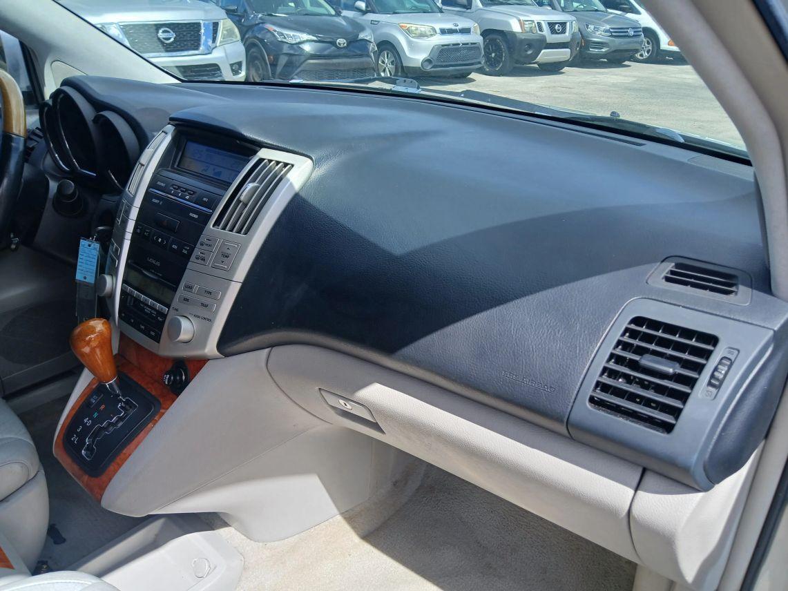 Lexus RX - Thumbnail 17