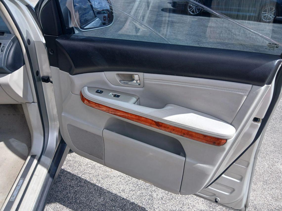 Lexus RX - Thumbnail 16