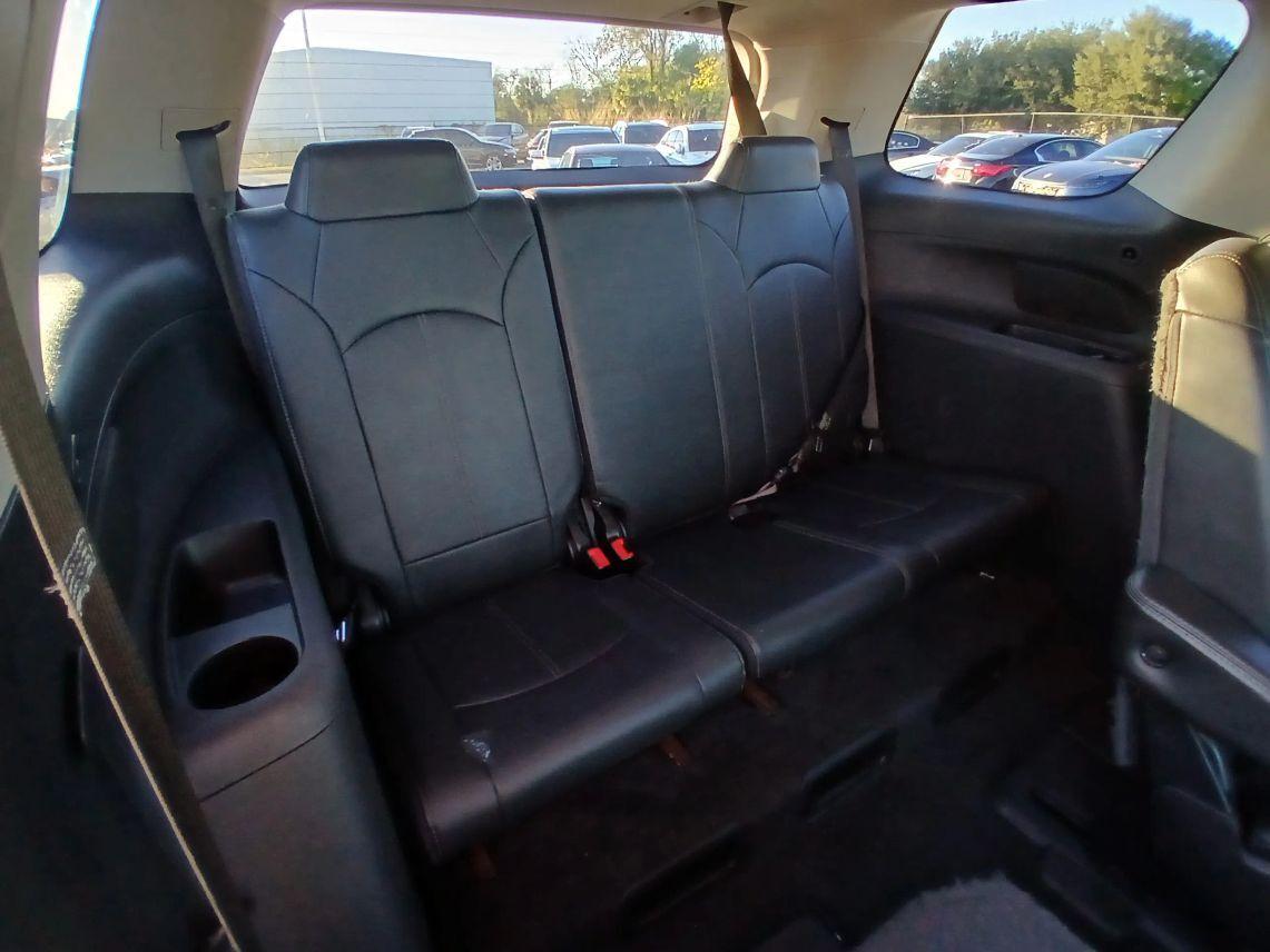 GMC Acadia - Thumbnail 14