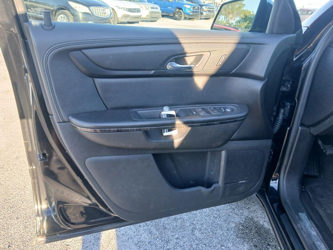 GMC Acadia - Thumbnail 10