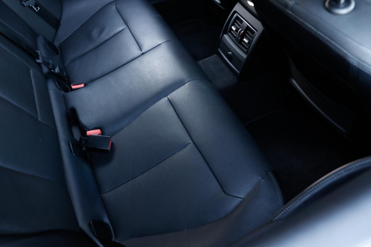 BMW 3-Series340I Luxury Line 4Dr Sedan - Thumbnail 14