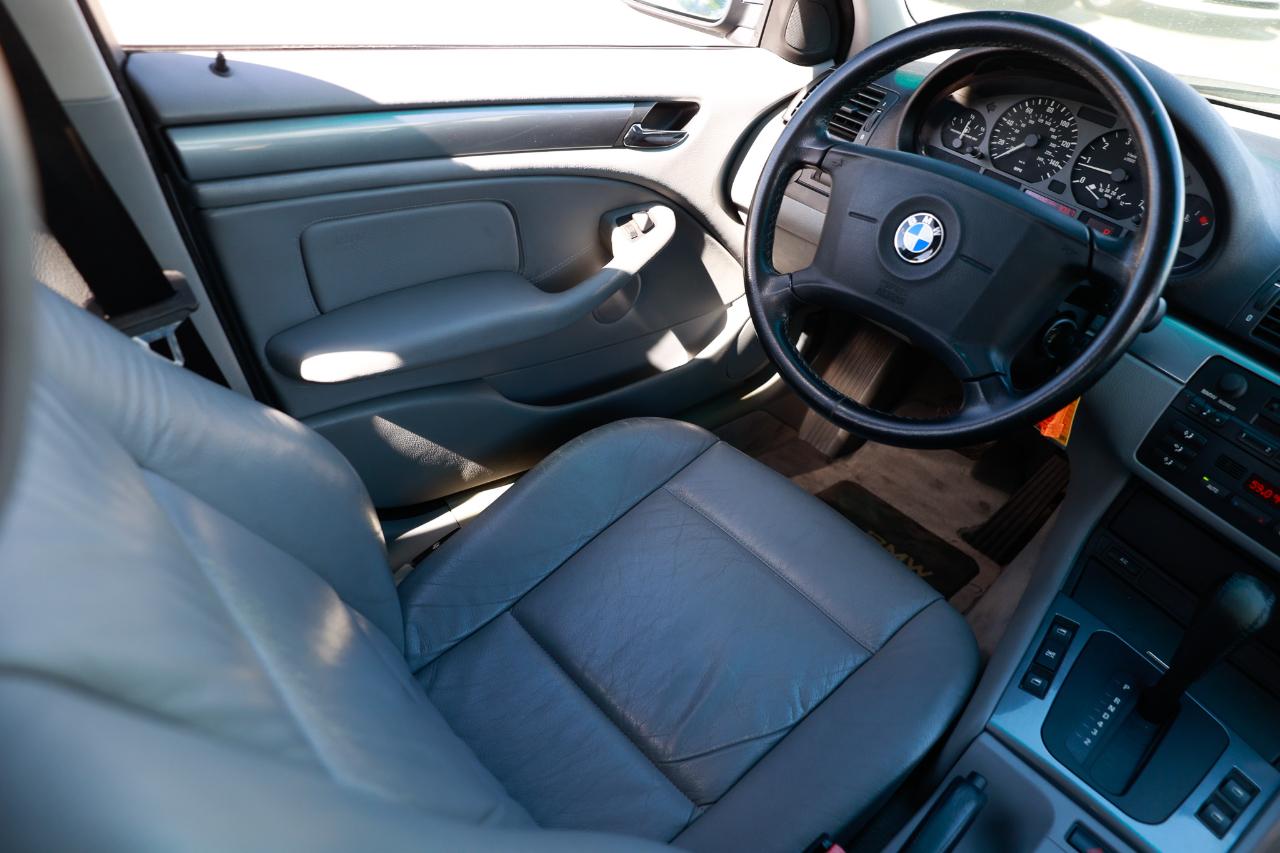 BMW 323I4Dr Sedan - Thumbnail 20