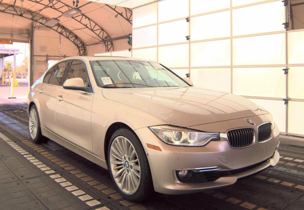 BMW 328Ixdrive Luxury Line 4Dr Sedan - Thumbnail 6