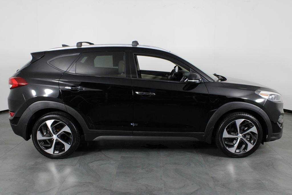 Hyundai Tucson Limited - Thumbnail 14