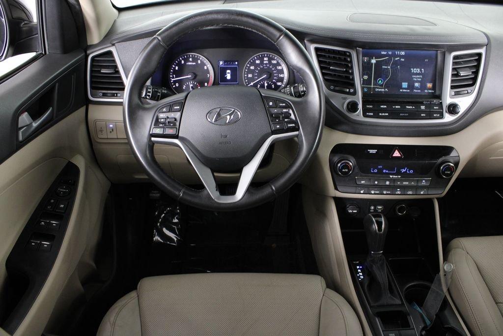 Hyundai Tucson Limited - Thumbnail 7