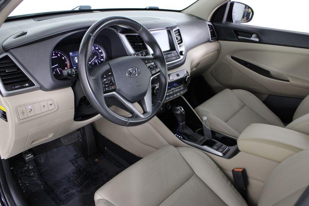 Hyundai Tucson Limited - Thumbnail 19