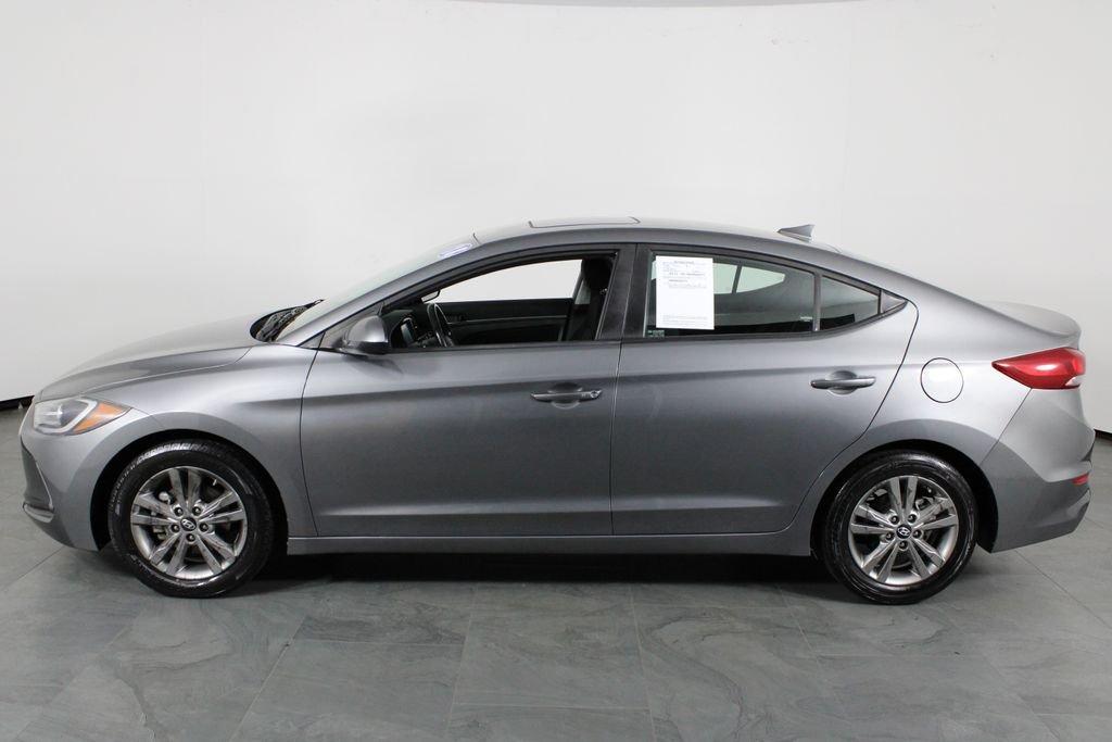 Hyundai Elantra Value Edition - Thumbnail 11