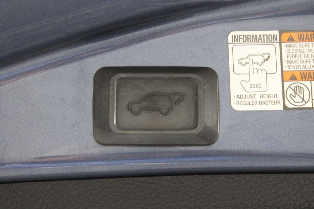 Toyota Rav4 Limited - Thumbnail 18