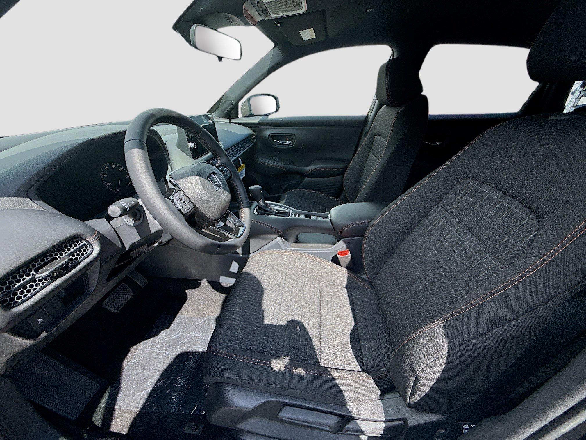 Honda Hr-V Sport Fwd - Thumbnail 17