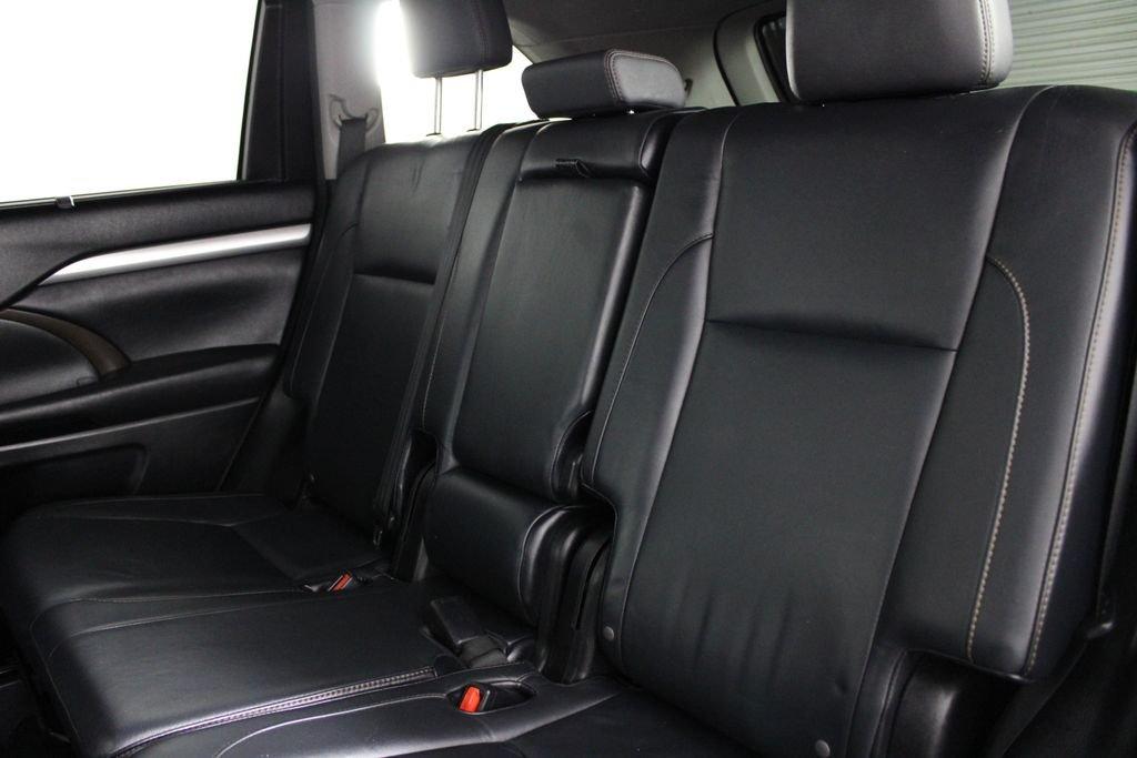 Toyota Highlander Xle V6 - Thumbnail 20