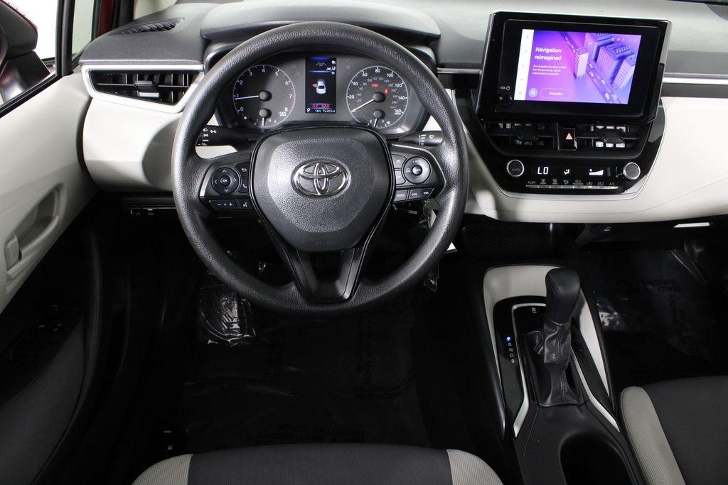 Toyota Corolla Le - Thumbnail 7