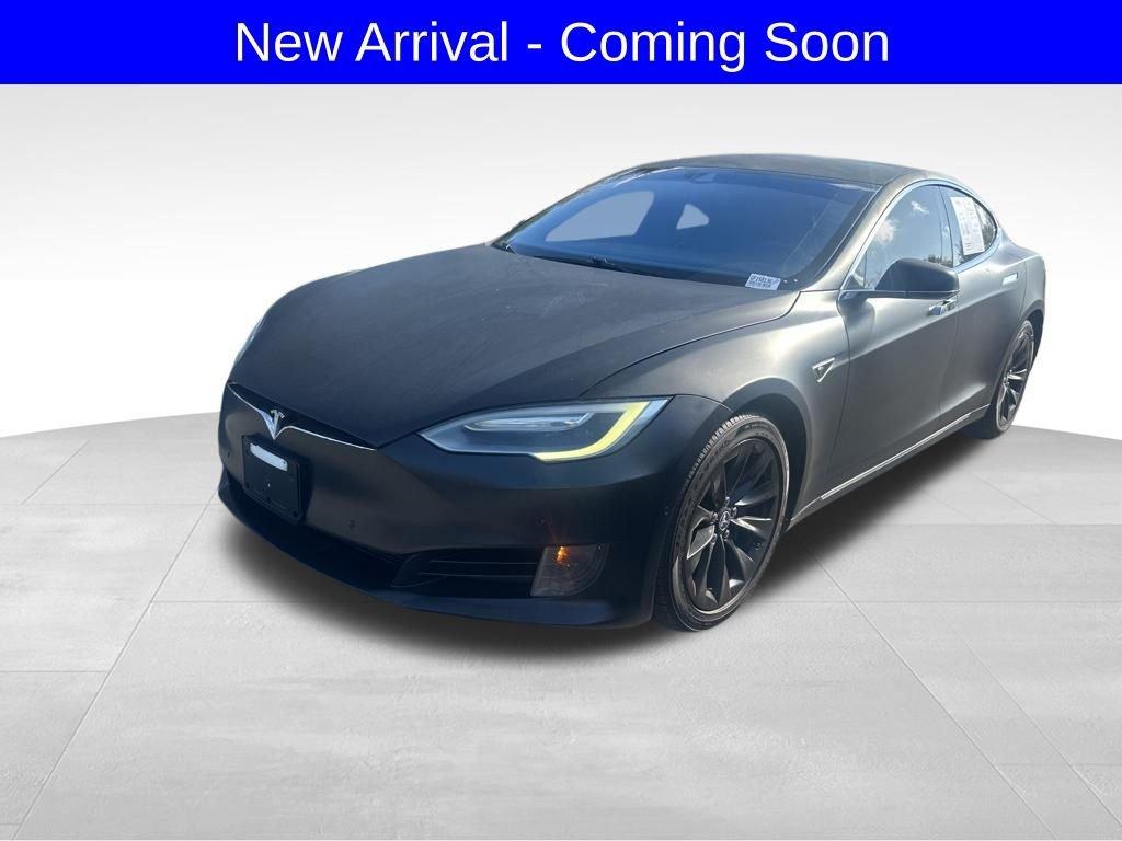Tesla Model S 60 - Thumbnail 3
