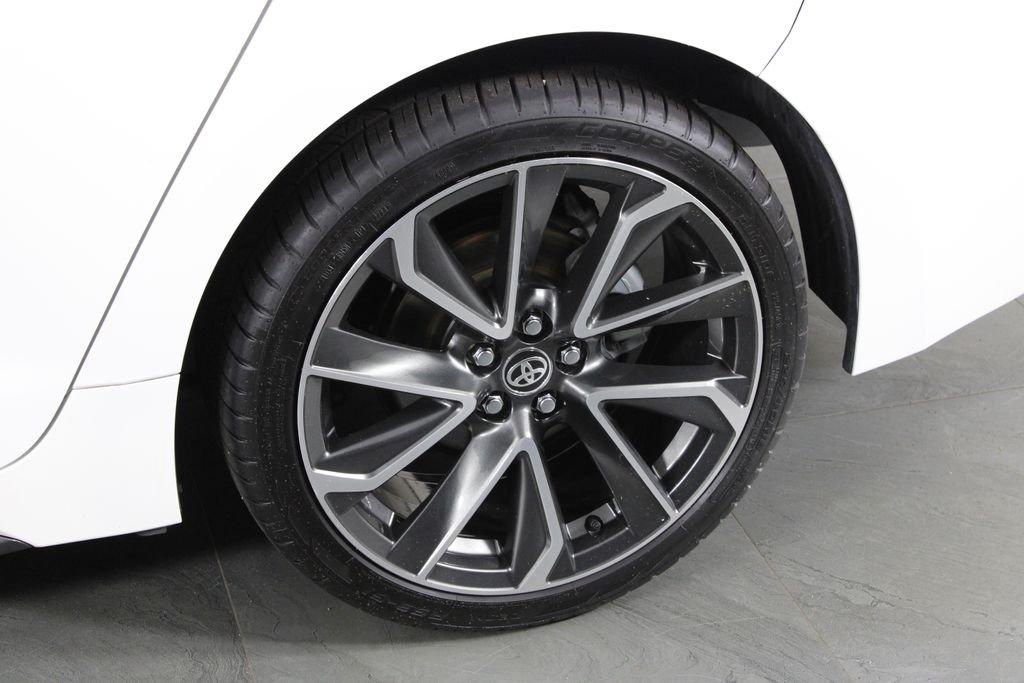 Toyota Corolla Se - Thumbnail 13