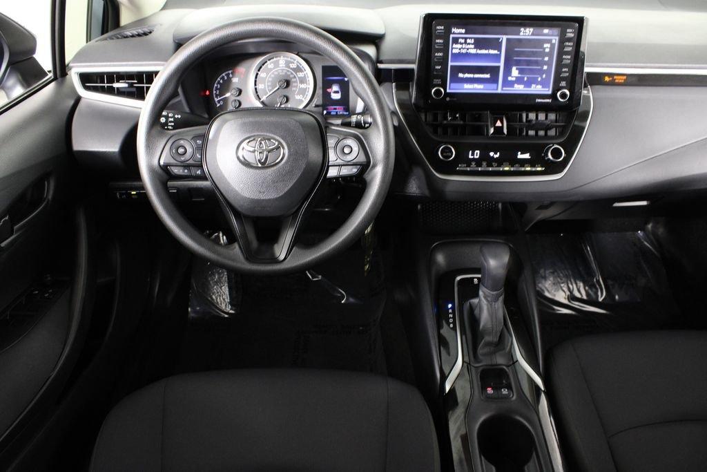 Toyota Corolla Le - Thumbnail 7