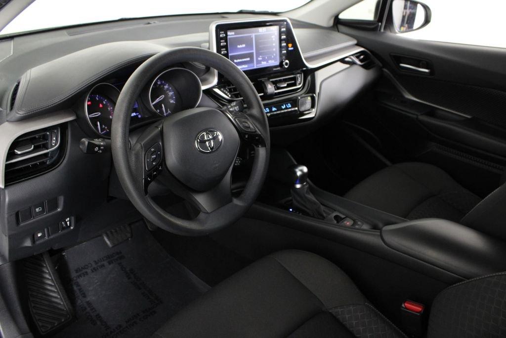 Toyota C-Hr Le - Thumbnail 18