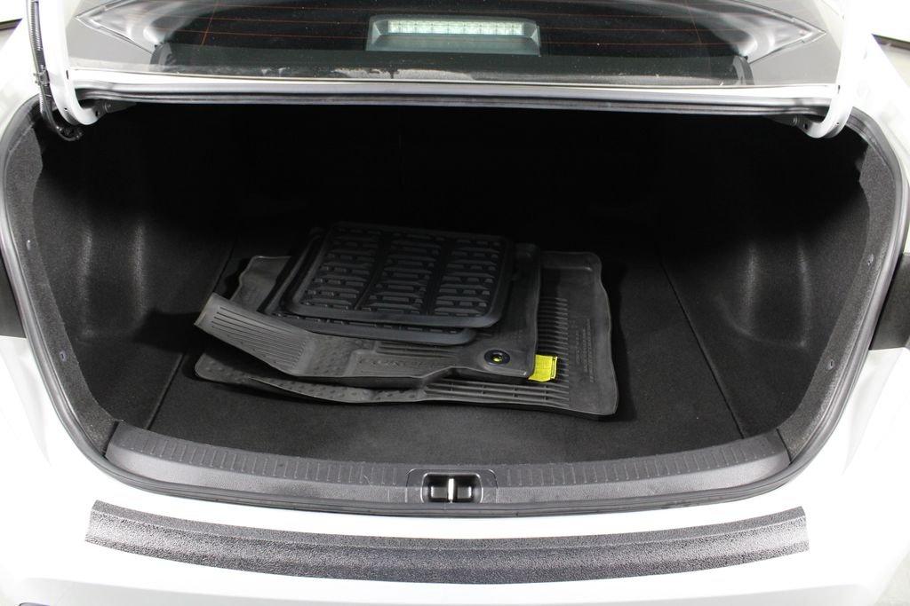 Toyota Corolla Le - Thumbnail 18