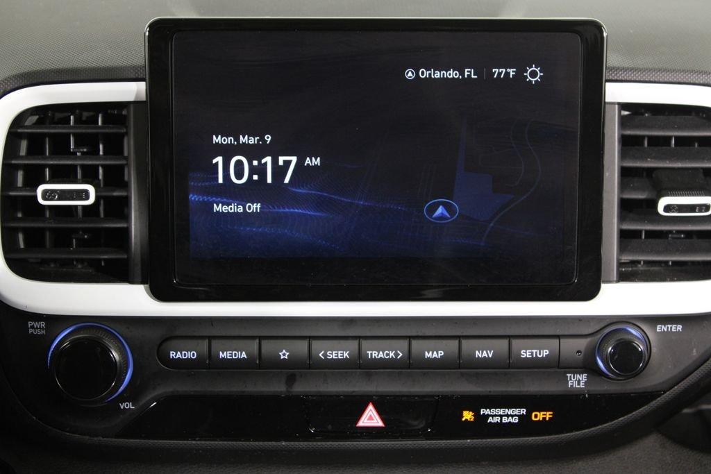 Hyundai Venue Limited - Thumbnail 9