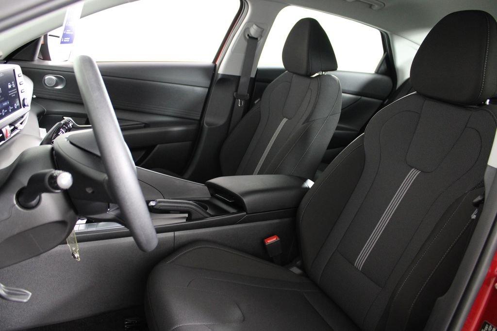 Hyundai Elantra Se - Thumbnail 19