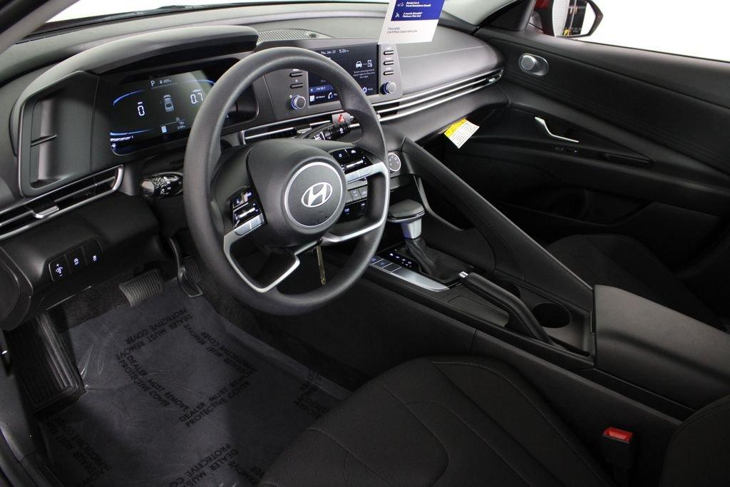 Hyundai Elantra Se - Thumbnail 18