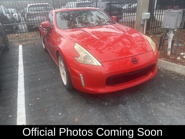 Nissan 370Z Touring - View 1