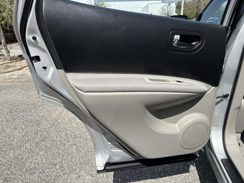 Nissan Rogue Select S - Thumbnail 14