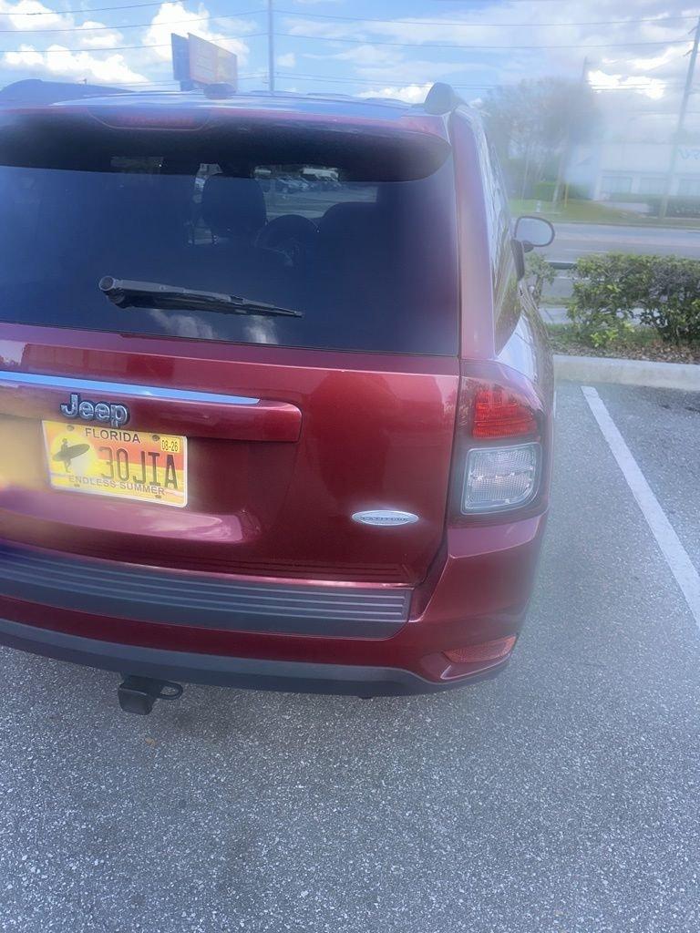 Jeep Compass Latitude - Thumbnail 6