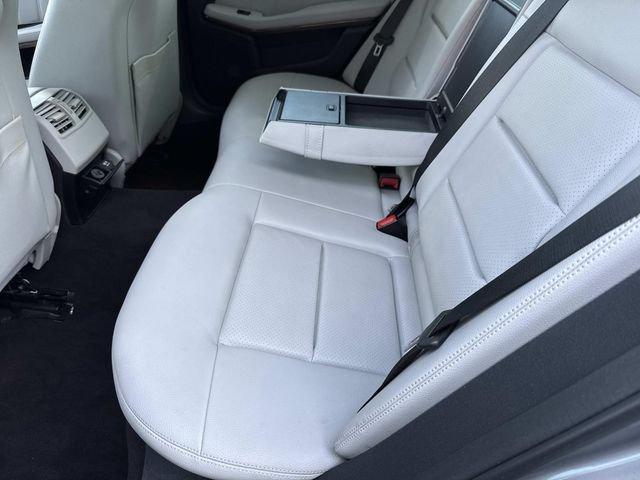 Mercedes-Benz E 350 - Thumbnail 17