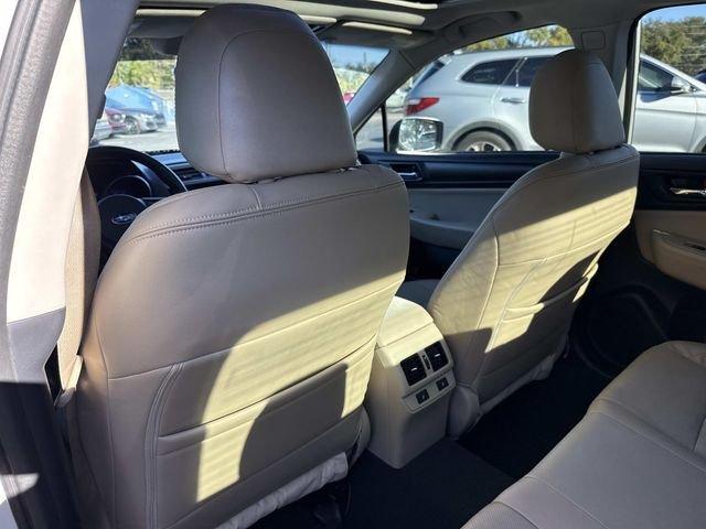 Subaru Legacy 3.6R - Thumbnail 15