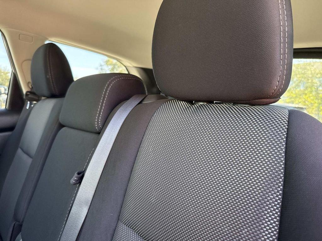 Nissan Pathfinder Sv - Thumbnail 16