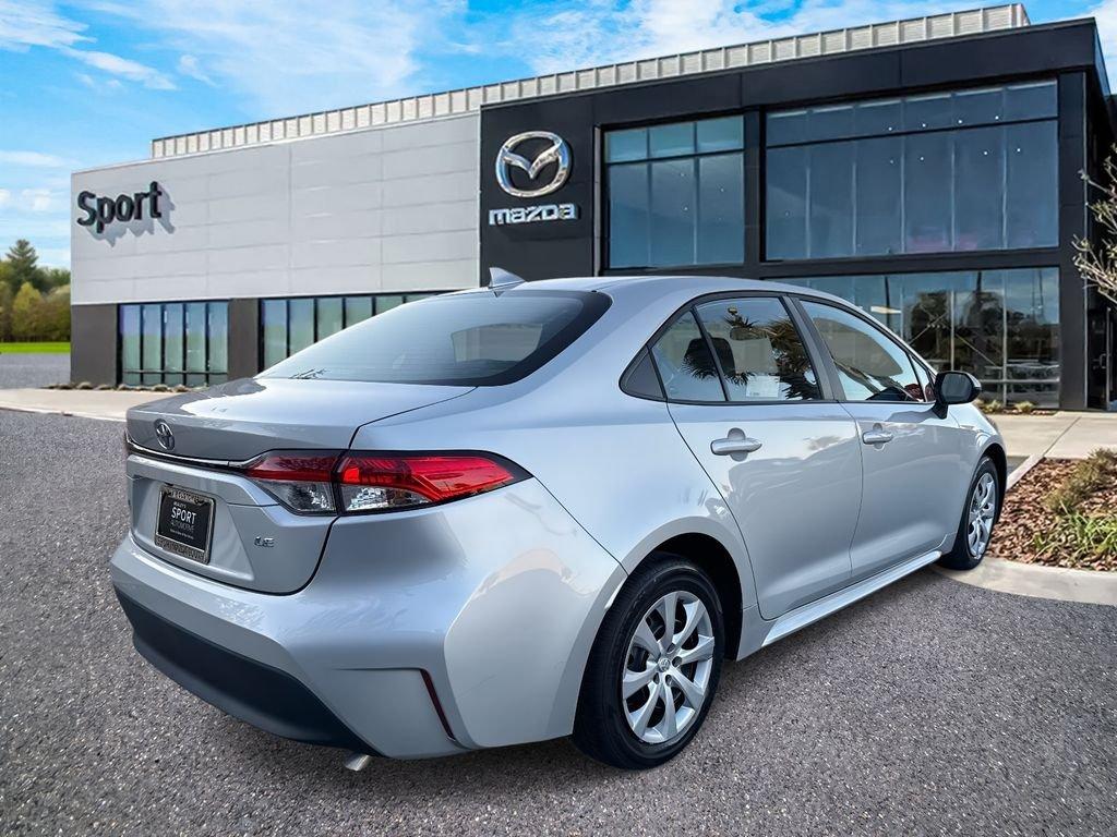 Toyota Corolla Le - Thumbnail 4