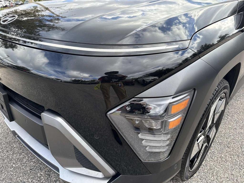 Hyundai Kona Limited - Thumbnail 11