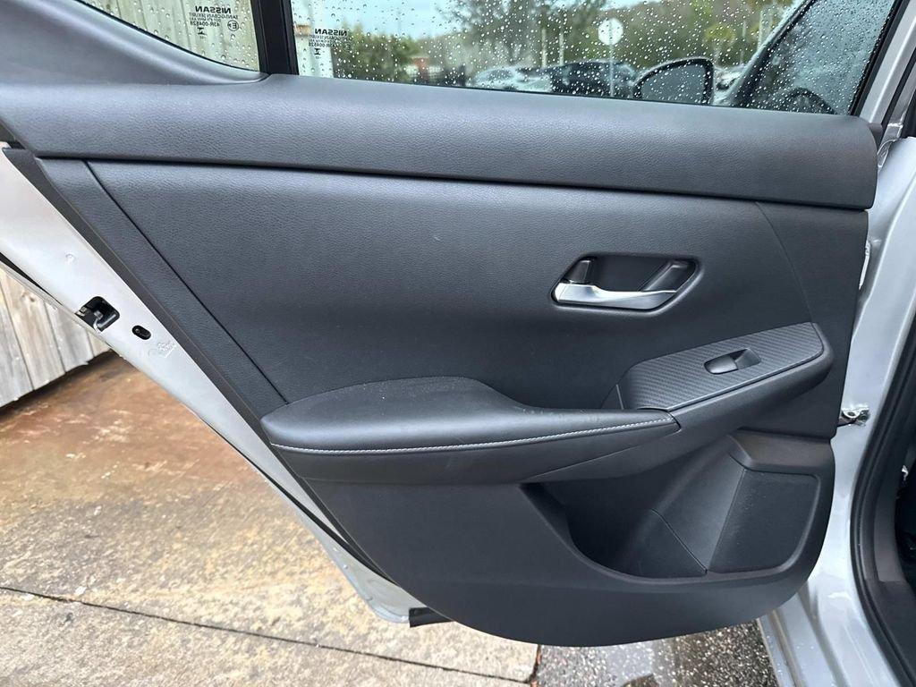 Nissan Sentra S - Thumbnail 14