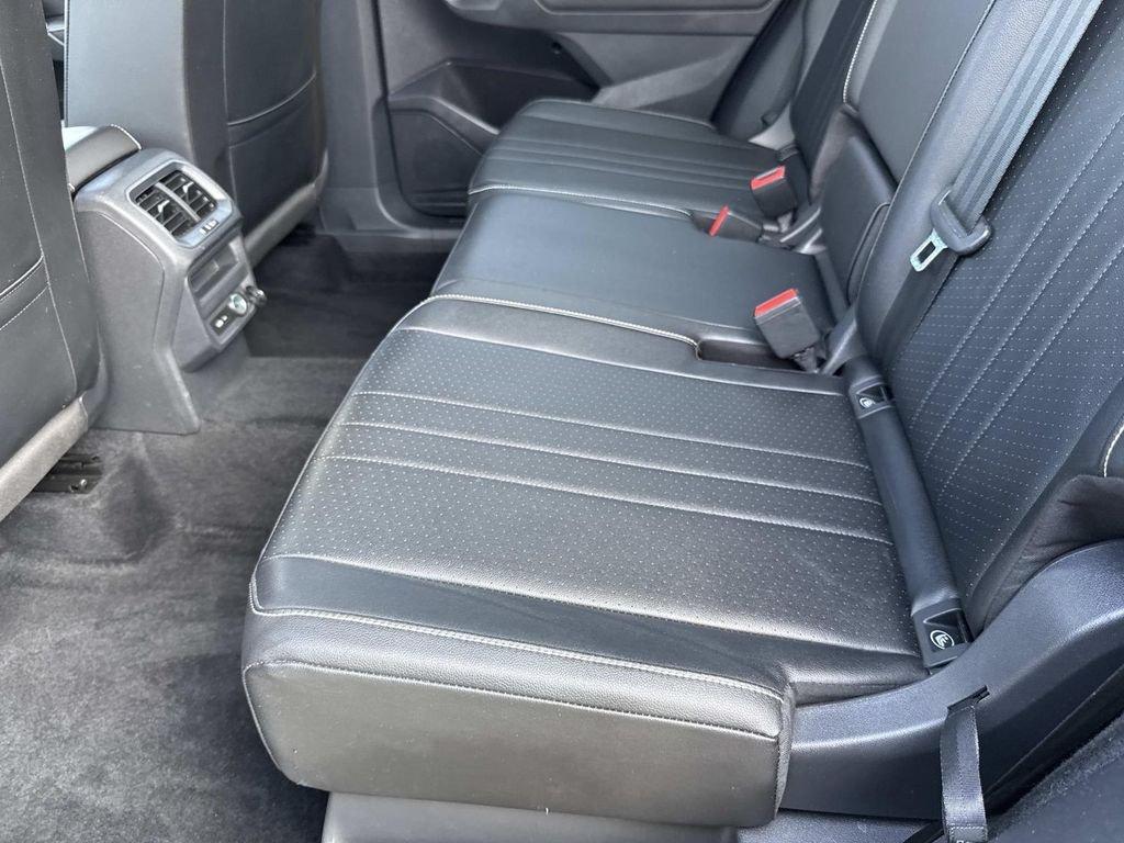 Volkswagen Tiguan 2.0T Se R-Line Black - Thumbnail 17