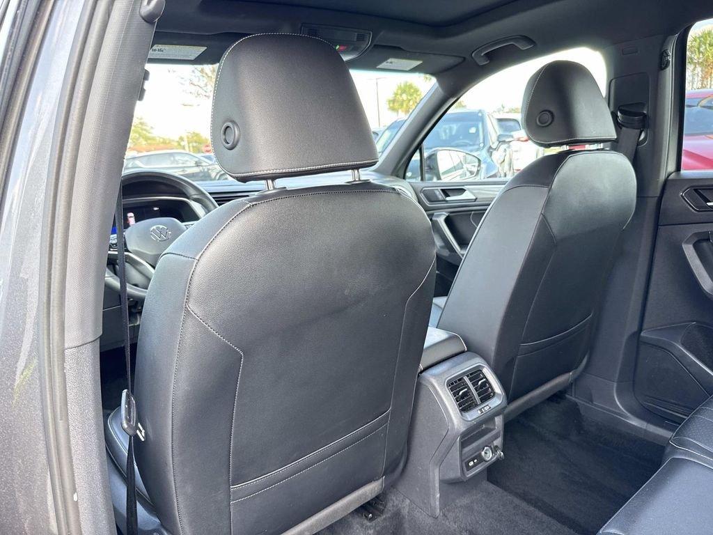 Volkswagen Tiguan 2.0T Se R-Line Black - Thumbnail 15