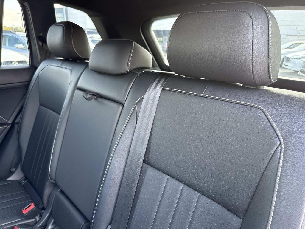 Volkswagen Tiguan 2.0T Se R-Line Black - Thumbnail 16