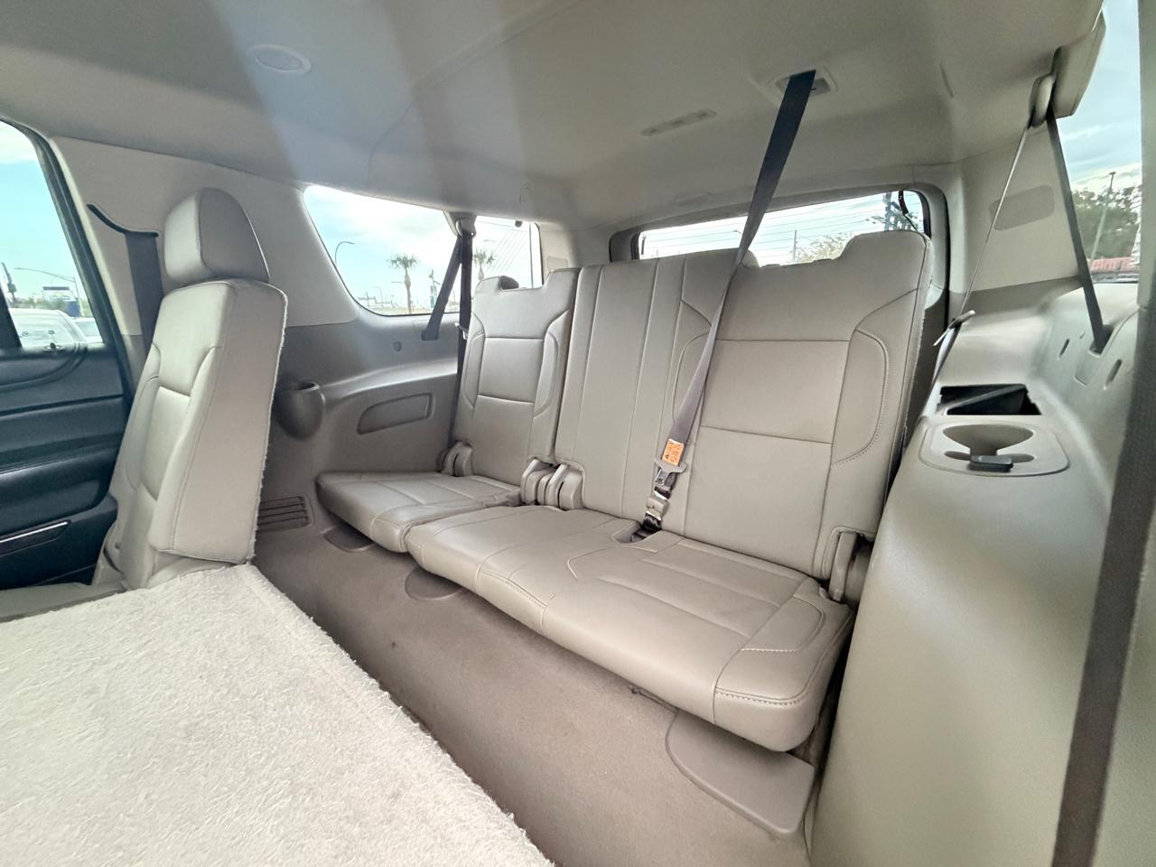 Chevrolet Suburbanlt 2Wd - Thumbnail 11