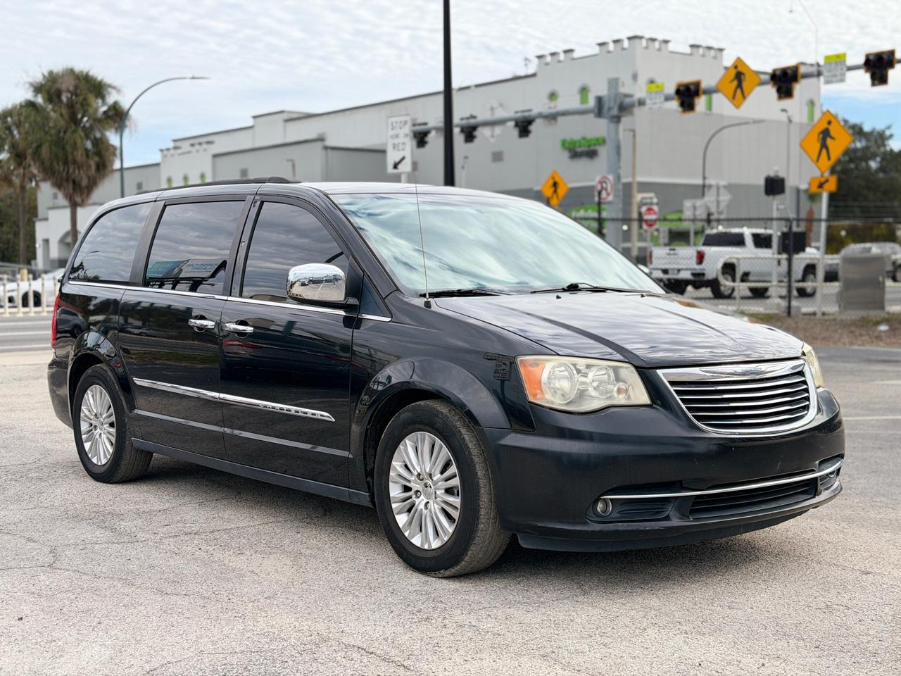Chrysler Town & Countrytouring-L - Thumbnail 7
