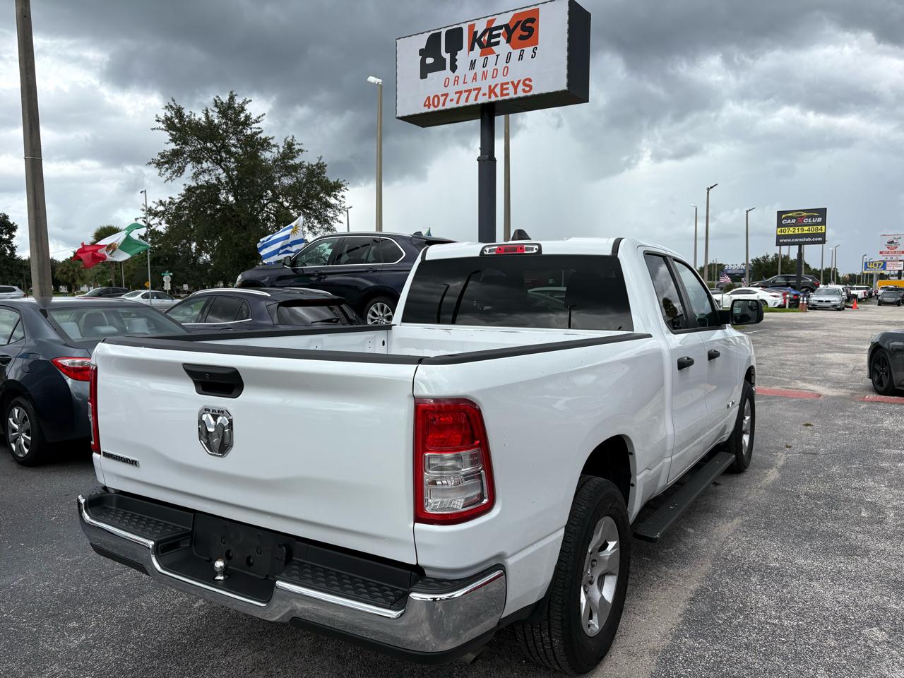 Ram 1500Big Horn Quad Cab 2Wd - Thumbnail 4