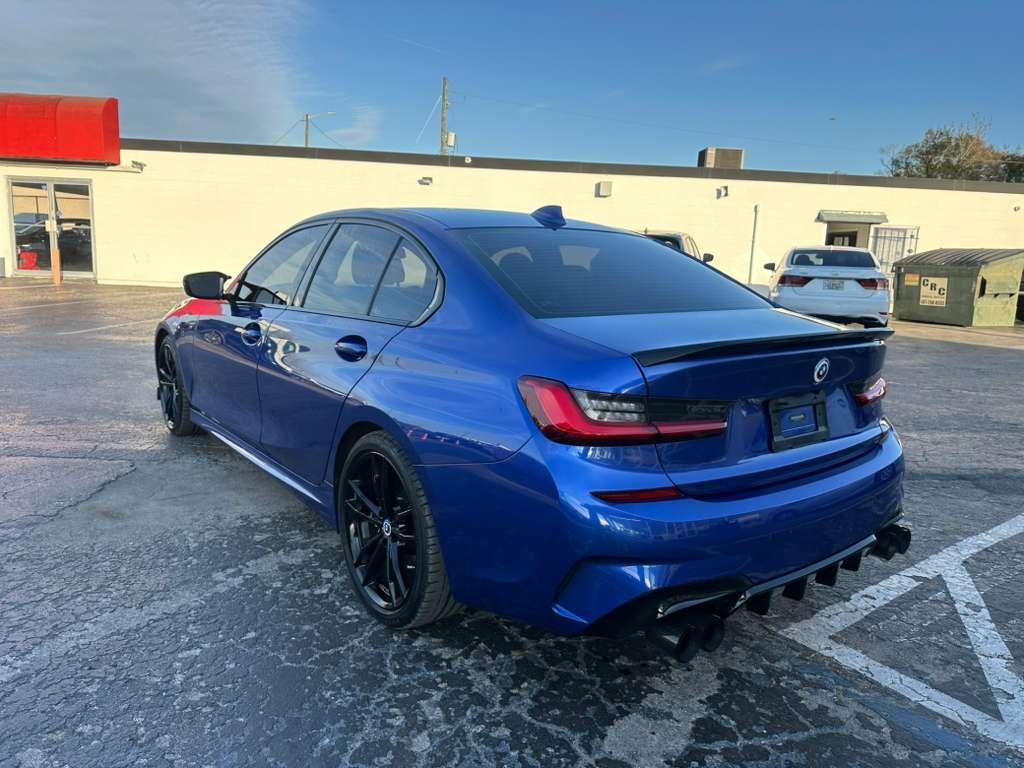 BMW 3-Series330I - Thumbnail 5