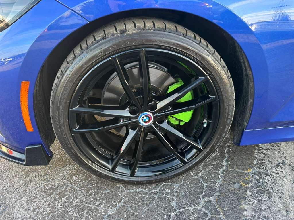 BMW 3-Series330I - Thumbnail 9