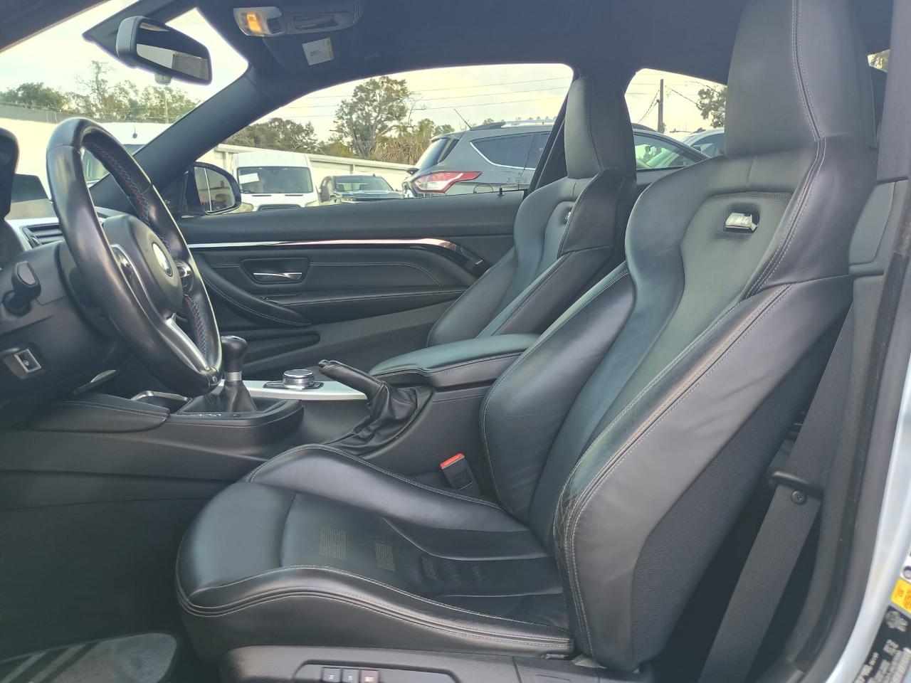 BMW M4Coupe - Thumbnail 11