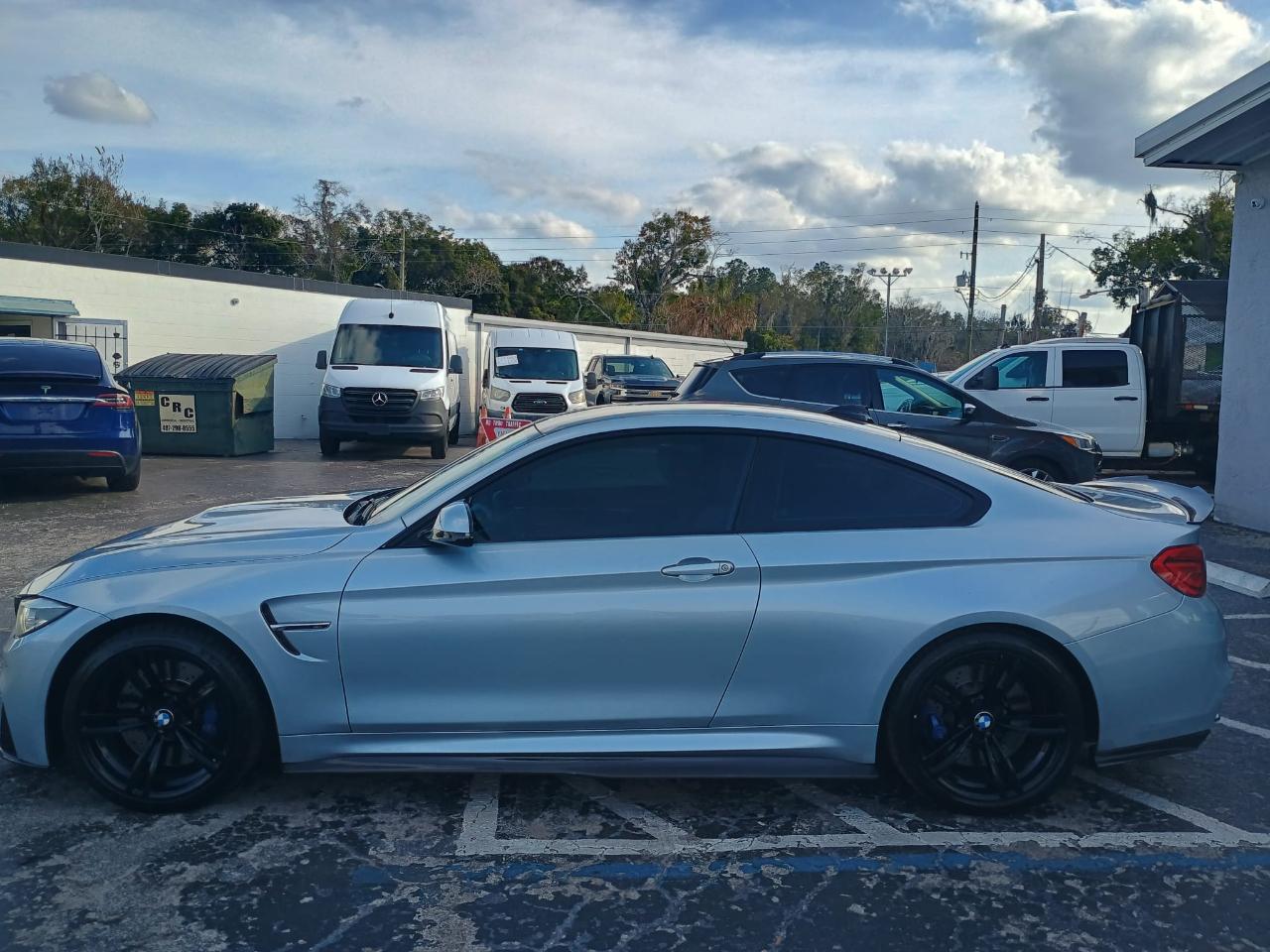BMW M4Coupe - Thumbnail 4