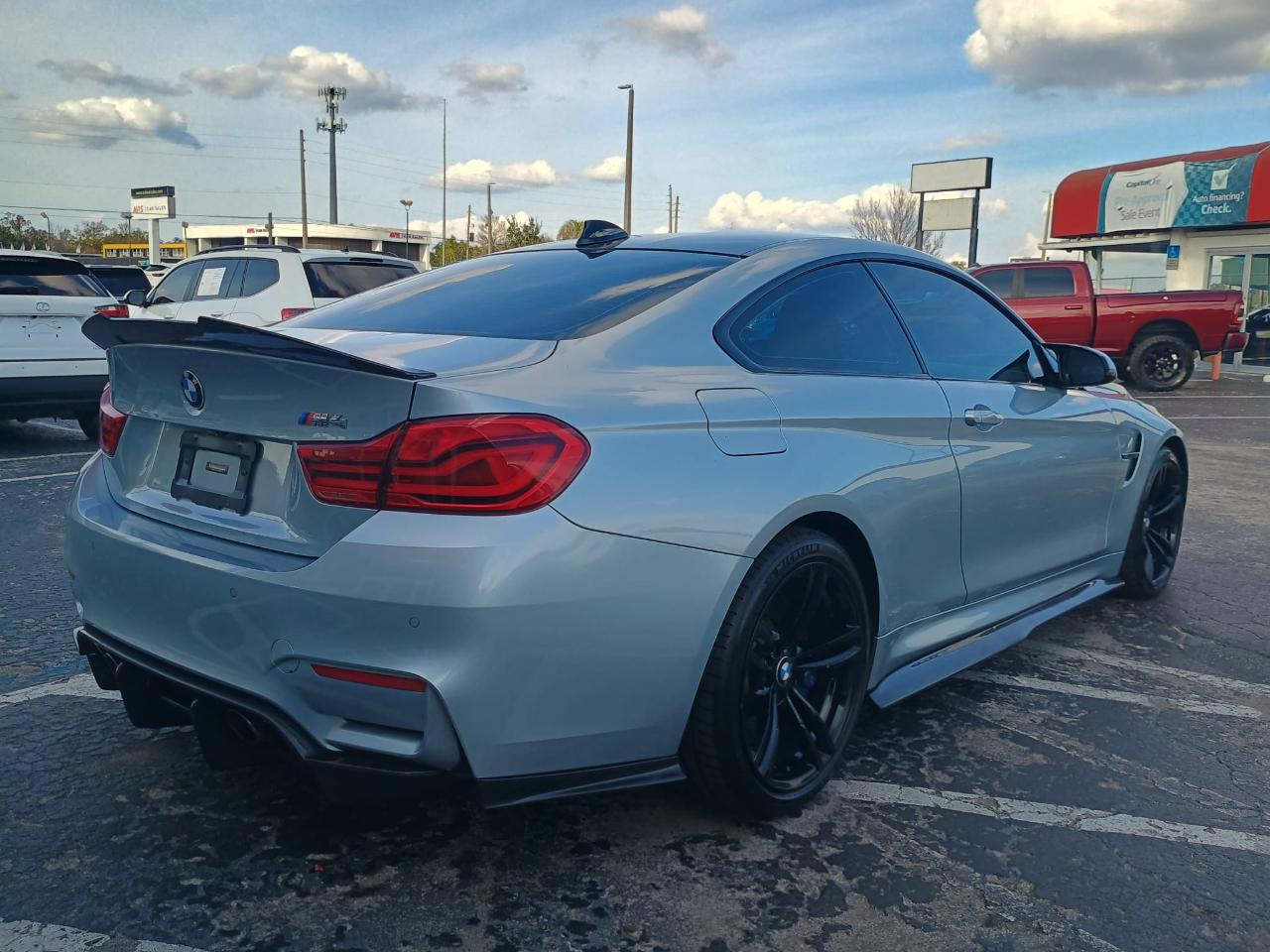 BMW M4Coupe - Thumbnail 7