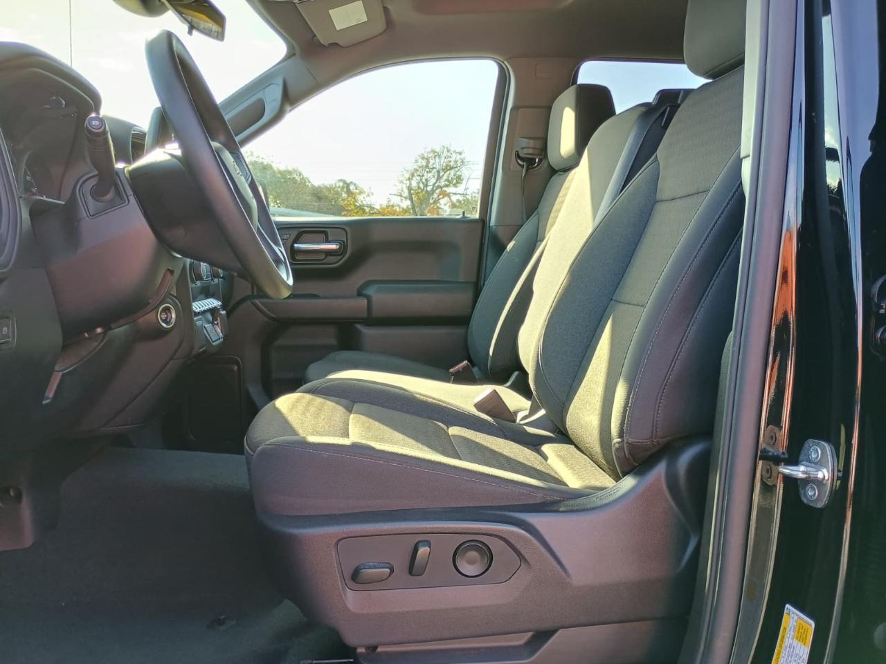 Chevrolet Silverado 1500Custom Crew Cab 2Wd - Thumbnail 10