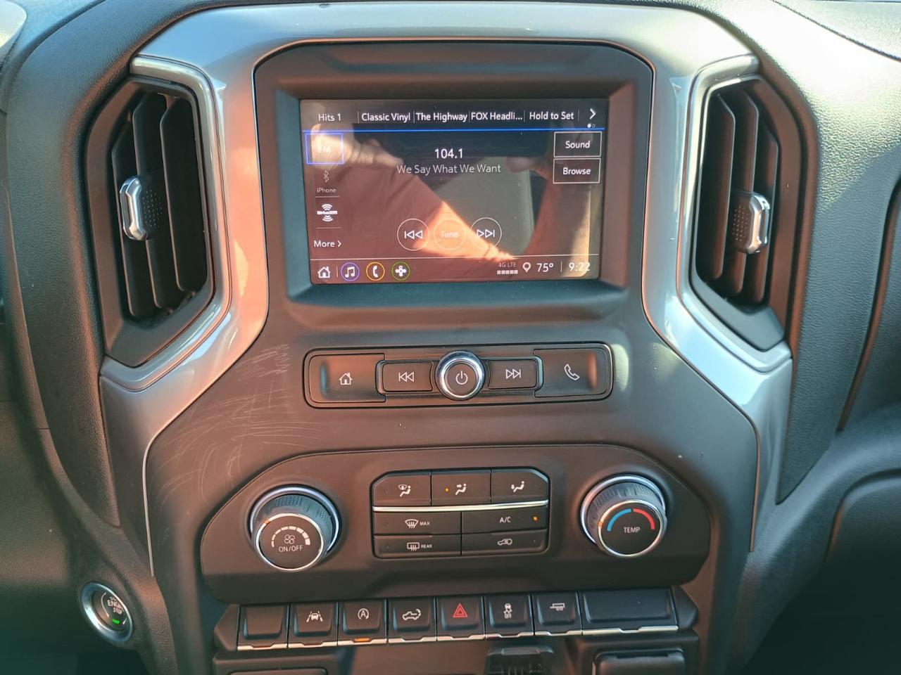 Chevrolet Silverado 1500Custom Crew Cab 2Wd - Thumbnail 17