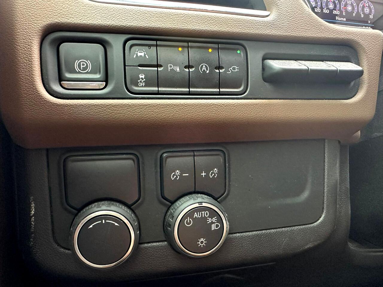 Chevrolet Tahoehigh Country - Thumbnail 16