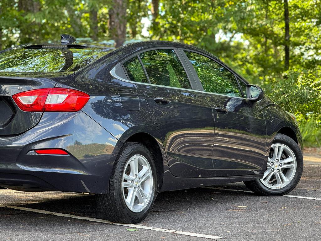 Chevrolet Cruze - Thumbnail 11